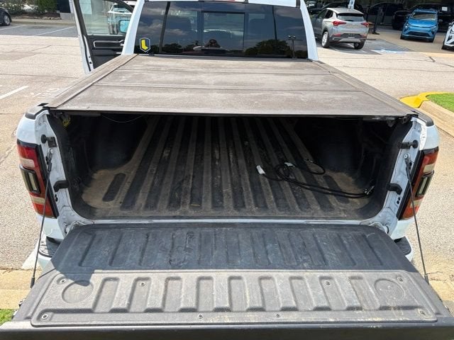 2020 RAM 1500 Laramie Crew Cab 4x4 5'7" Box