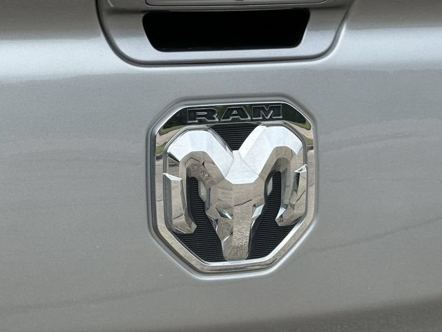 2024 RAM 1500 Laramie Crew Cab 4x4 5'7" Box