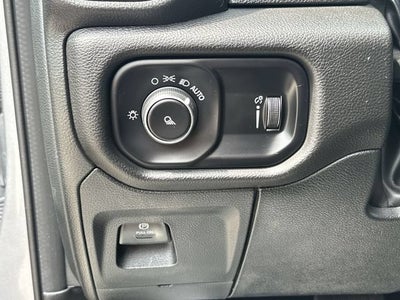 2024 RAM 1500 Laramie Crew Cab 4x4 5'7" Box