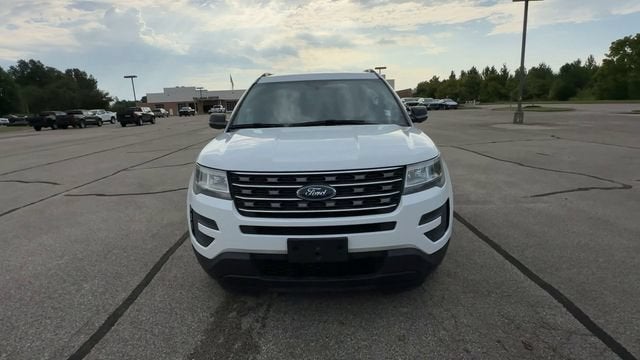 2017 Ford Explorer Base