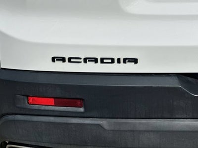 2023 GMC Acadia SLT