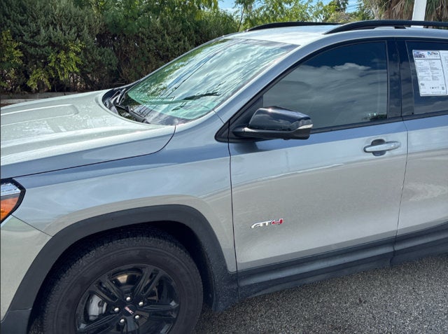 2020 GMC Acadia SLT