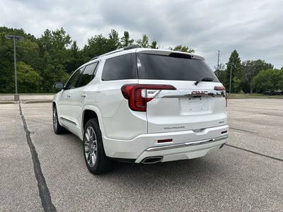 2023 GMC Acadia Denali