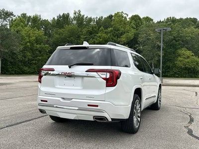 2023 GMC Acadia Denali