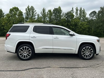 2023 GMC Acadia Denali