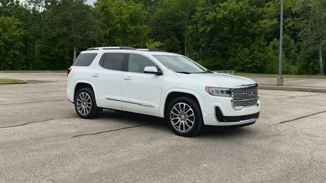 2023 GMC Acadia Denali