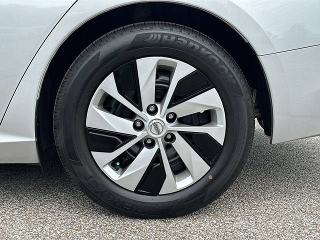 2022 Nissan Altima S FWD