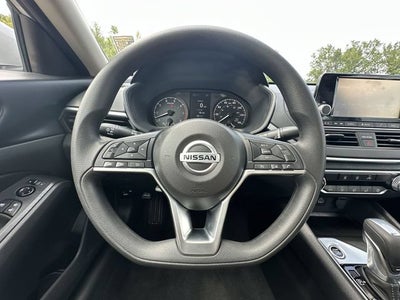 2022 Nissan Altima S FWD