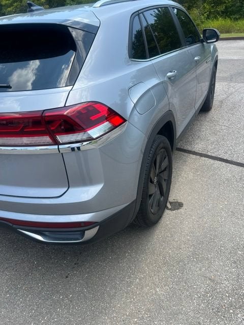 2024 Volkswagen Atlas Cross Sport 2.0T SE w/Technology
