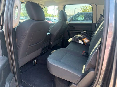 2022 RAM 1500 Classic Tradesman Crew Cab 4x4 5'7" Box