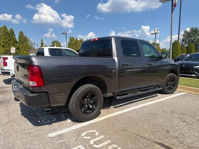 2022 RAM 1500 Classic Tradesman Crew Cab 4x4 5'7" Box