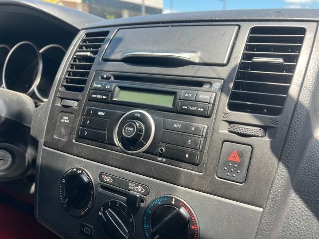 2011 Nissan Versa 1.8S