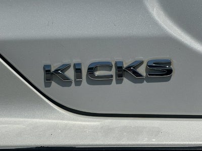 2022 Nissan Kicks SR Xtronic CVT