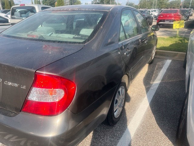 2004 Toyota Camry LE