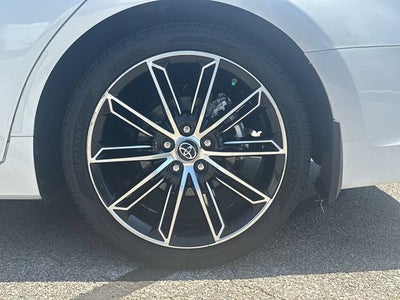 2019 Toyota Avalon XLE