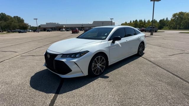 2019 Toyota Avalon XLE