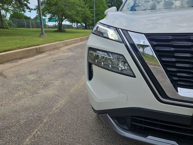 2023 Nissan Rogue SL Intelligent AWD