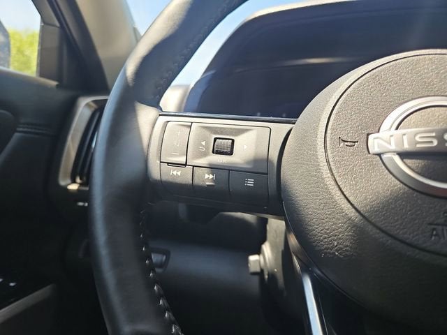 2025 Nissan Pathfinder Platinum 4WD