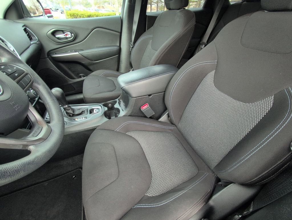 2019 Jeep Cherokee Latitude FWD