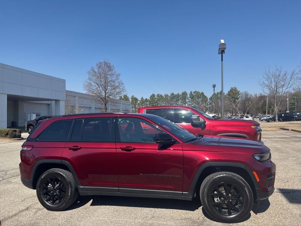 2025 Jeep Grand Cherokee Altitude 4x4