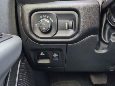 2023 RAM 1500 Big Horn Crew Cab 4x4 5'7" Box