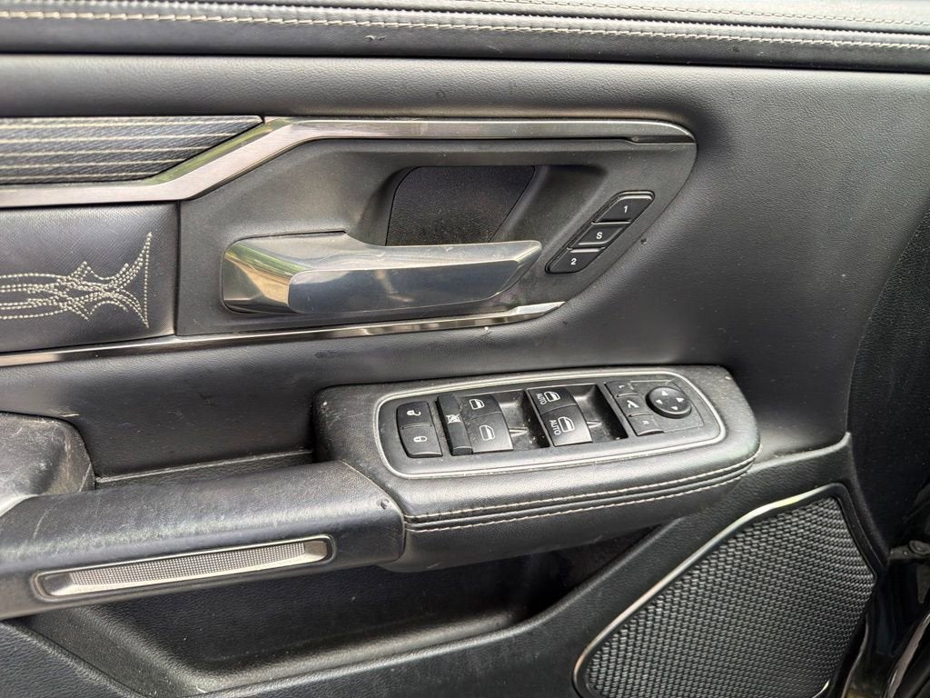 2021 RAM 1500 Limited Crew Cab 4x4 5'7" Box