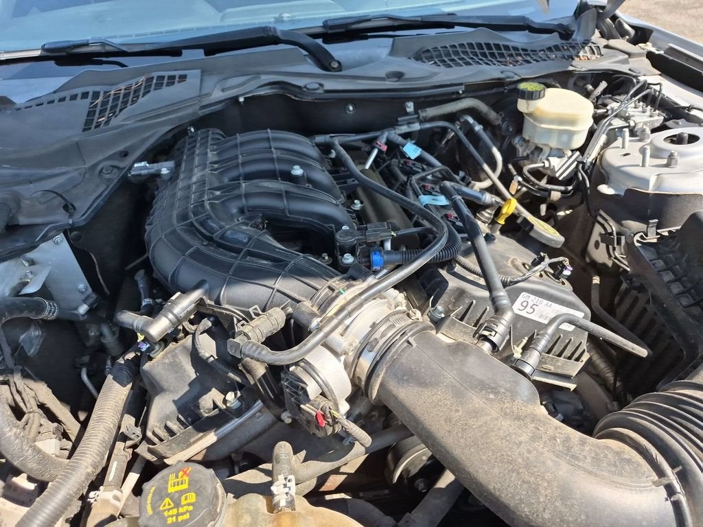 2016 Ford Mustang V6