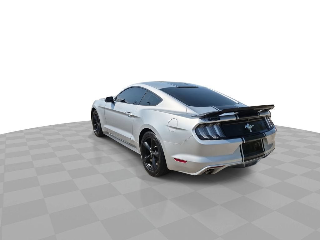 2016 Ford Mustang V6