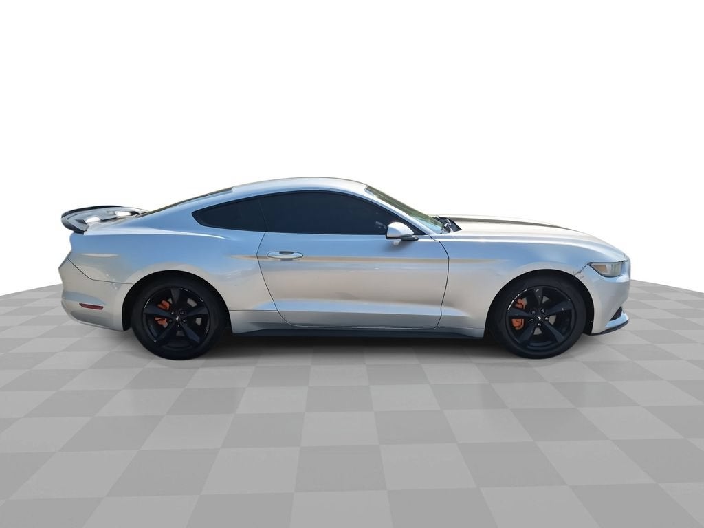 2016 Ford Mustang V6