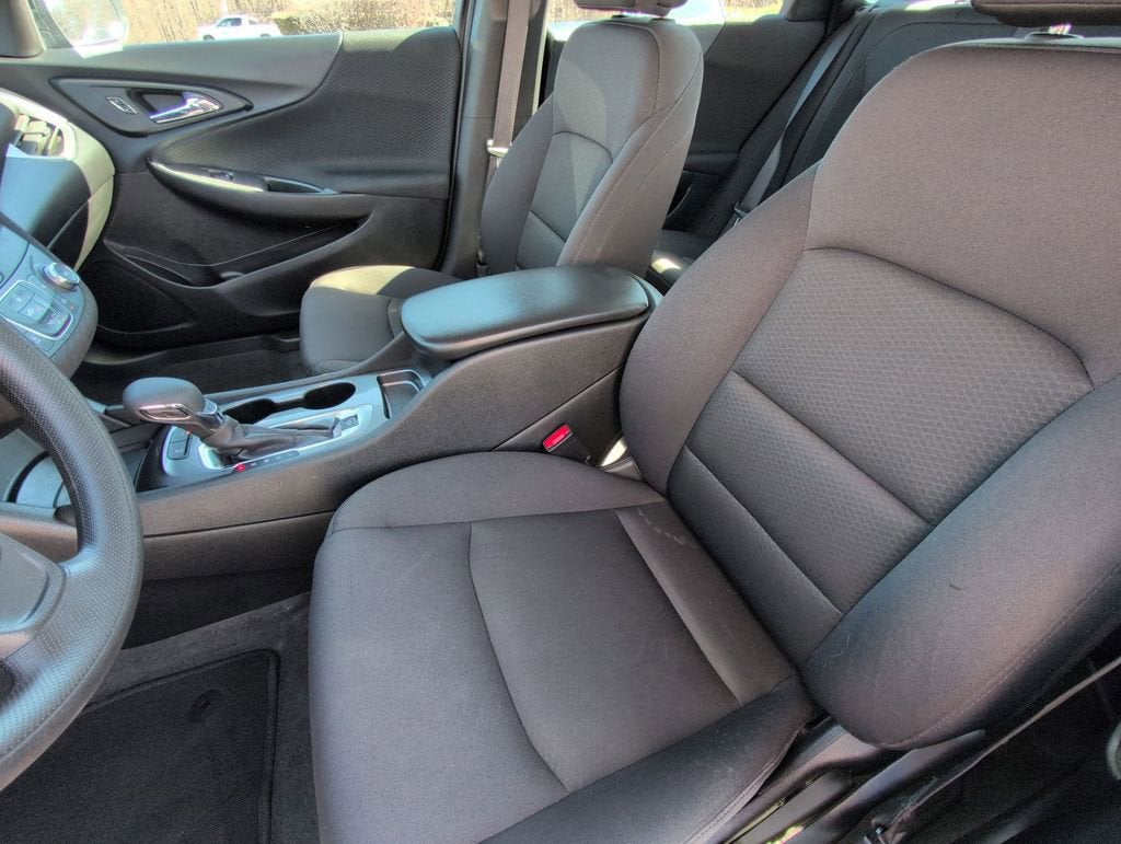 2024 Chevrolet Malibu LS