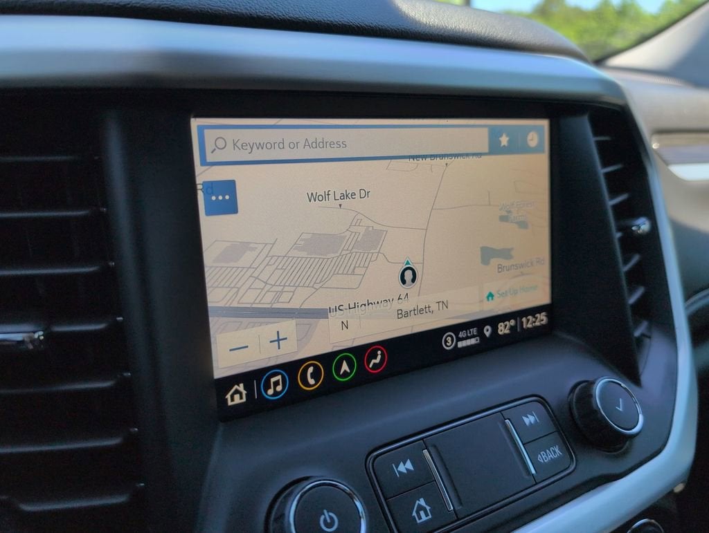 2022 GMC Acadia SLT
