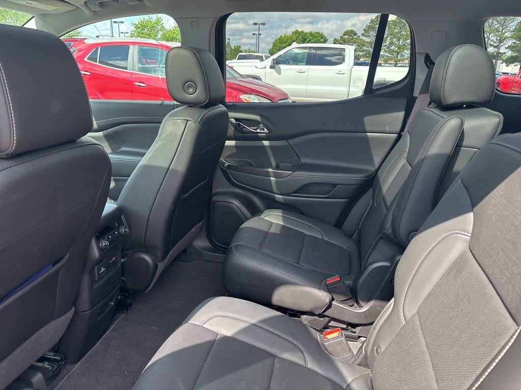 2021 GMC Acadia SLT