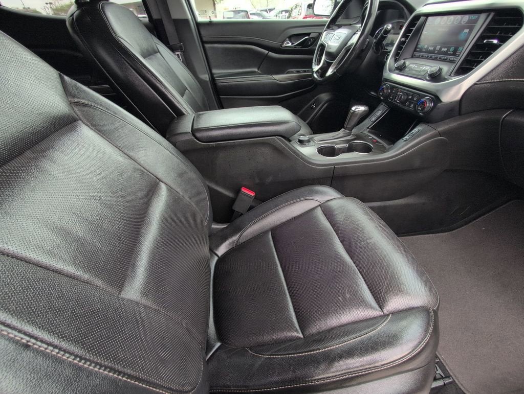 2019 GMC Acadia SLT