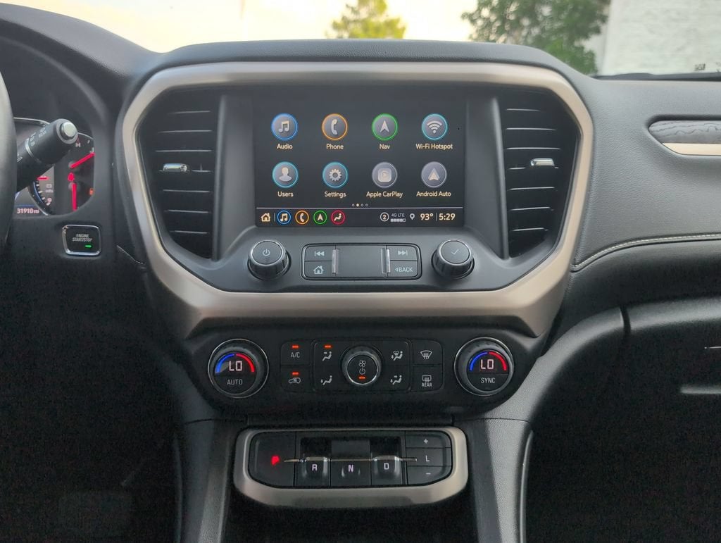 2023 GMC Acadia Denali