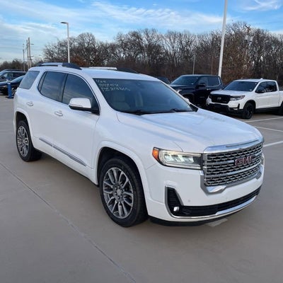 2023 GMC Acadia Denali