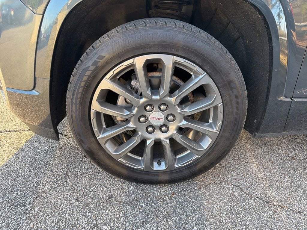 2020 GMC Acadia Denali