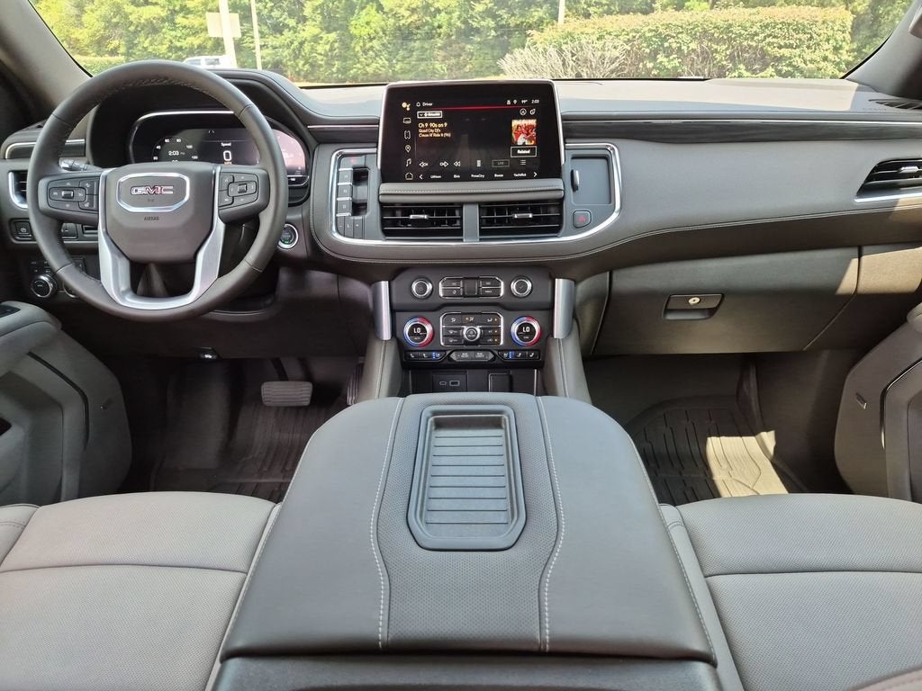 2024 GMC Yukon SLT