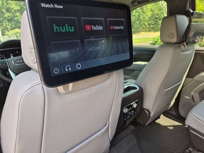 2024 GMC Yukon SLT