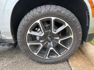 2025 Chevrolet Tahoe RST