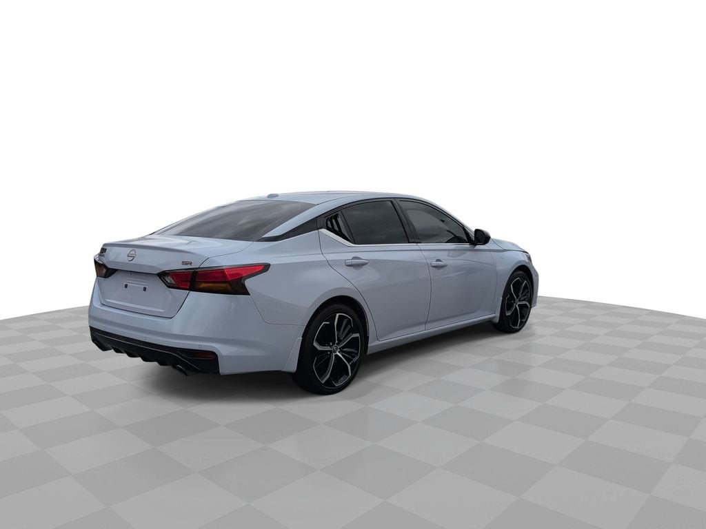 2024 Nissan Altima SR FWD