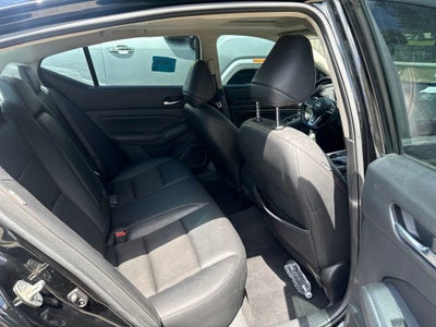 2021 Nissan Altima SR FWD