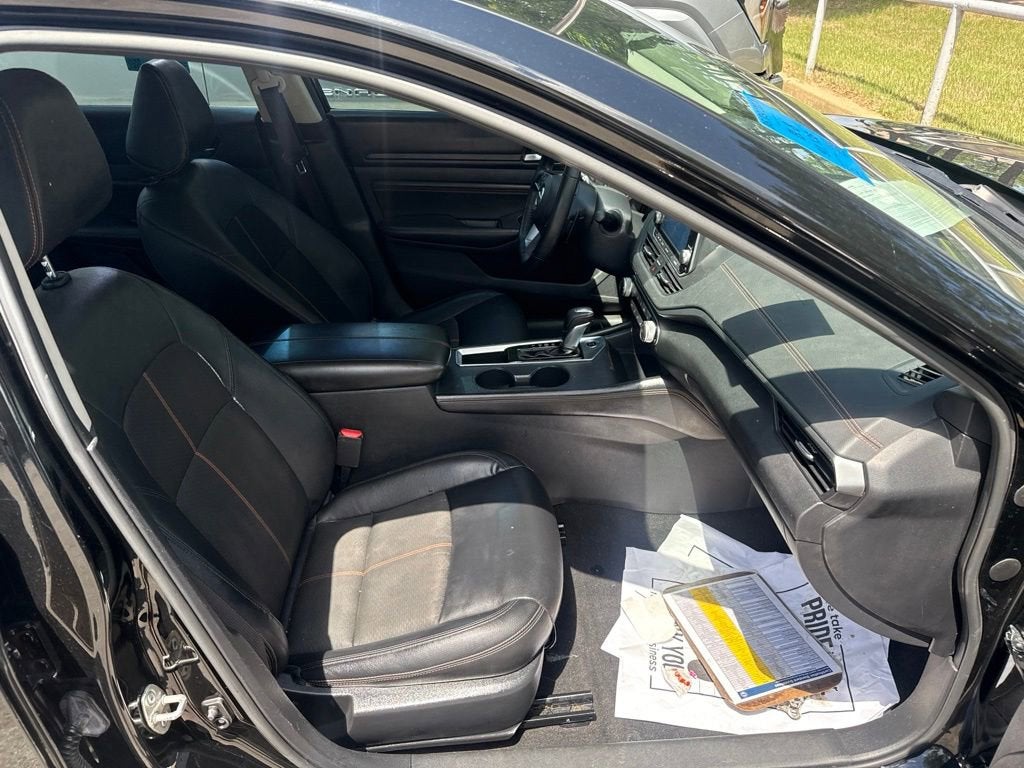 2021 Nissan Altima SR FWD