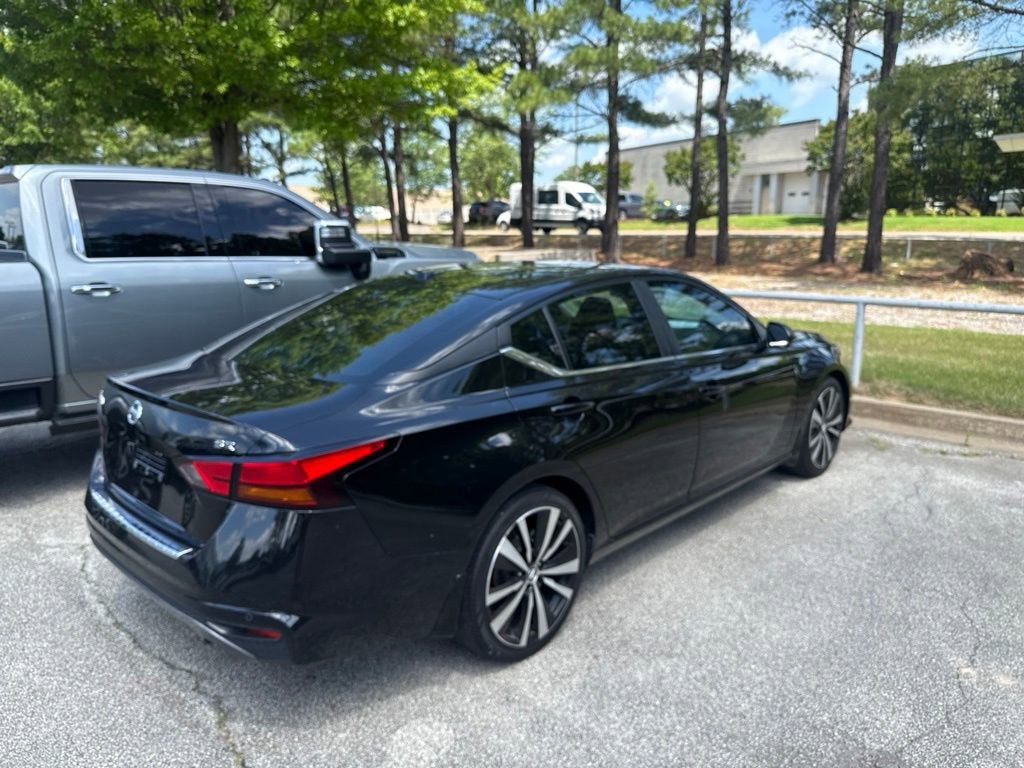 2021 Nissan Altima SR FWD