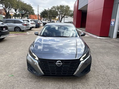2023 Nissan Altima SV FWD