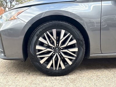 2023 Nissan Altima SV FWD