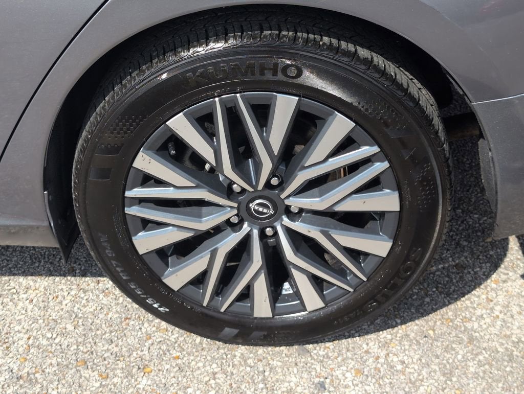 2024 Nissan Altima SV FWD