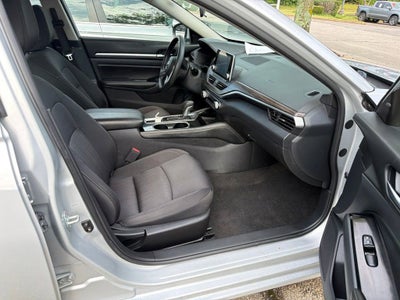 2023 Nissan Altima SV FWD