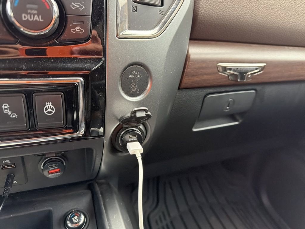 2017 Nissan TITAN Platinum Reserve