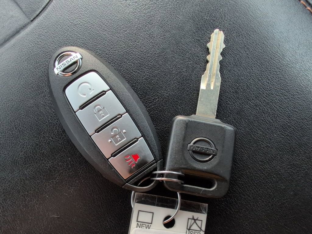 2017 Nissan TITAN Platinum Reserve