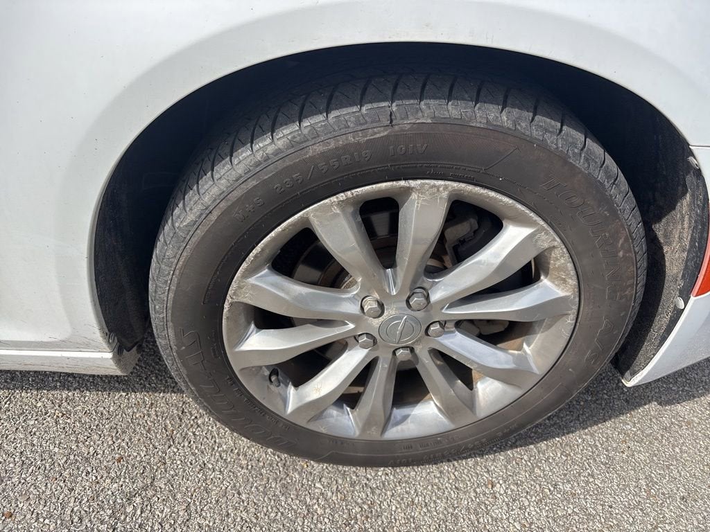 2019 Chrysler 300 Limited